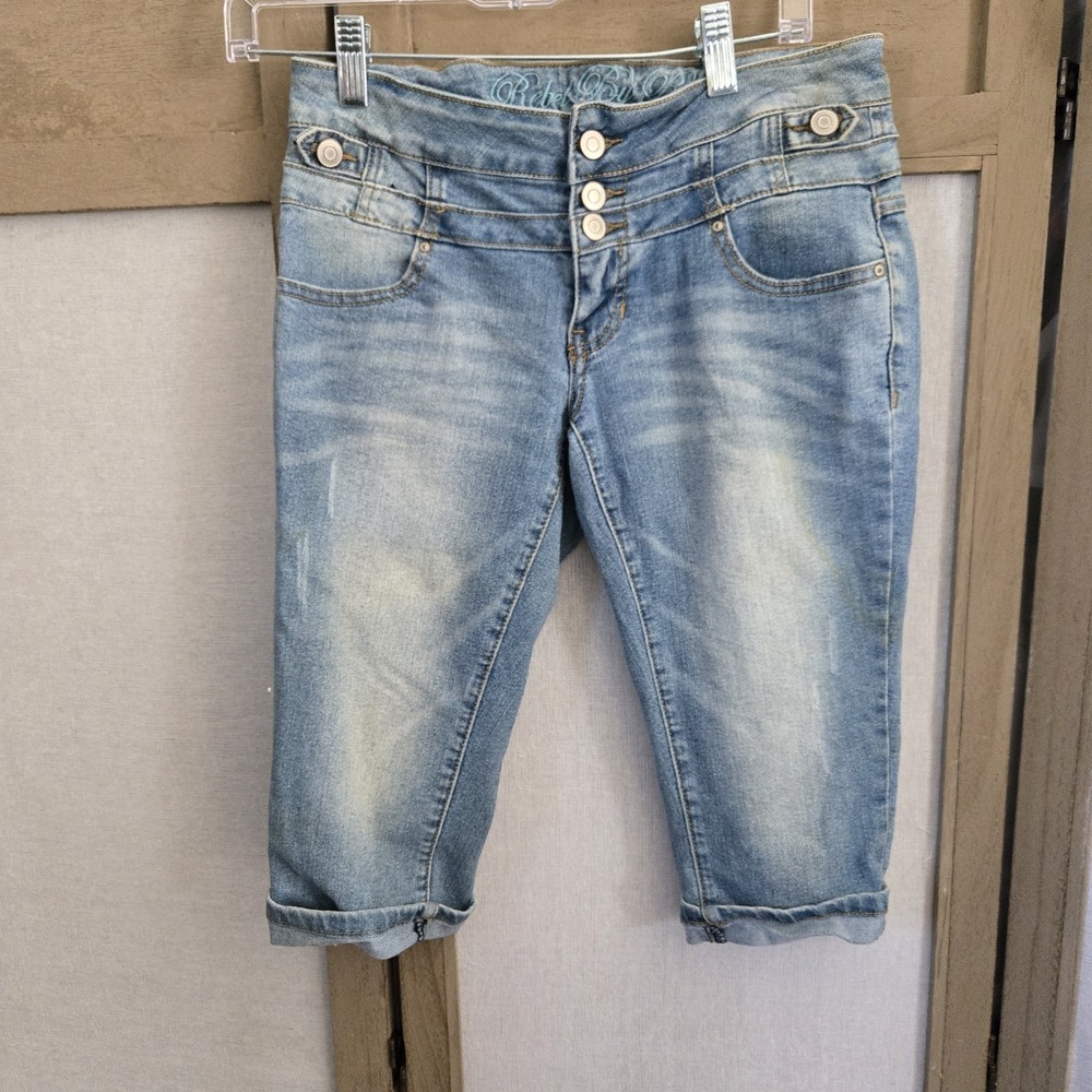New without Tags Rebel by Right Stretch 72% Cotton  Blue Jean Shorts Size 5